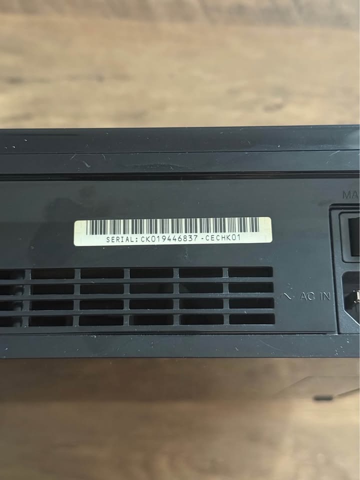 PS3 fat model - read description - photo 2