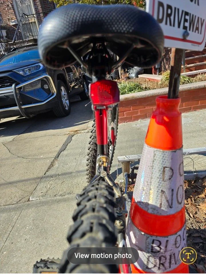 Rhino Outreach 21-speed Full Suspension Mountain Bike image indicator(9)