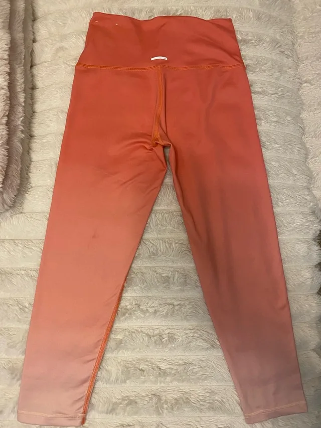 Aerie Capri Leggings - Small. #Cleanout image indicator(2)