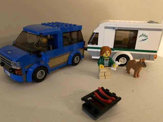Lego City Van and Caravan # 60117.  #Cleanout image indicator(3)