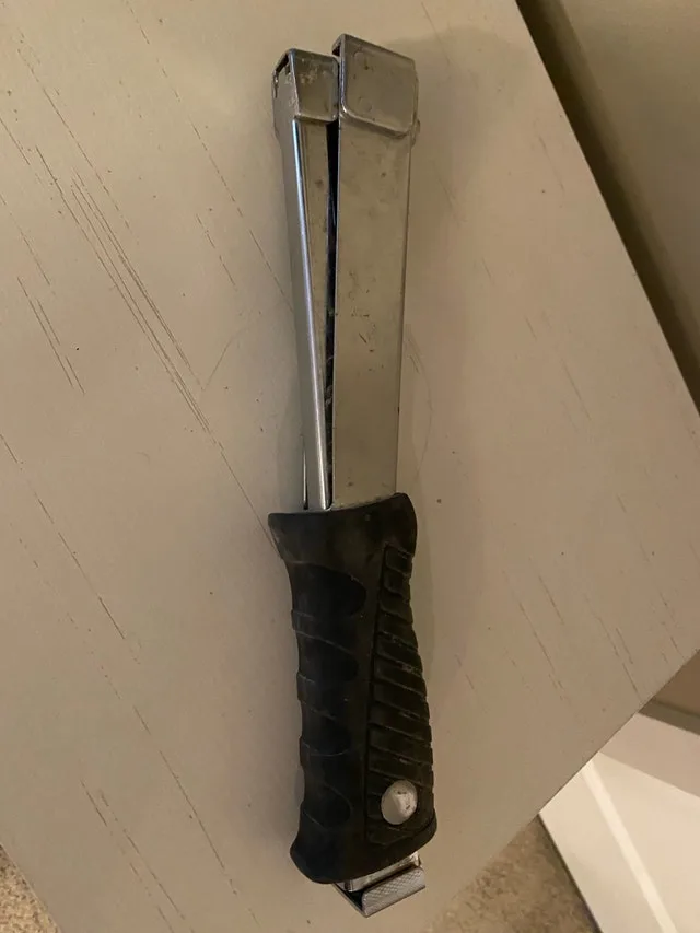 Hammer Tacker. #Cleanout