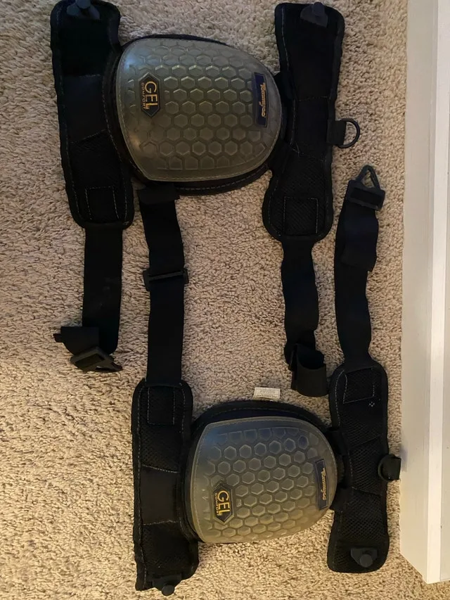 Gel Knee Pads/ Knee Savers. #Cleanout