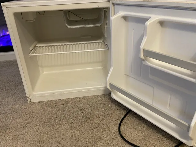 Haier Mini Fridge #Cleanout image indicator(2)