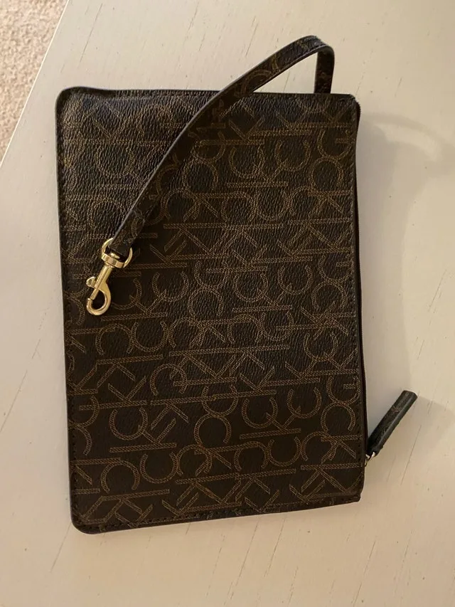 Calvin Klein Wristlet #Cleanout