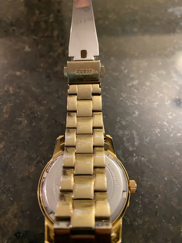 Guess Watch #Cleanout image indicator(2)