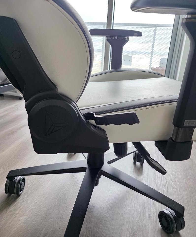 Gaming/Office Chair - photo 4