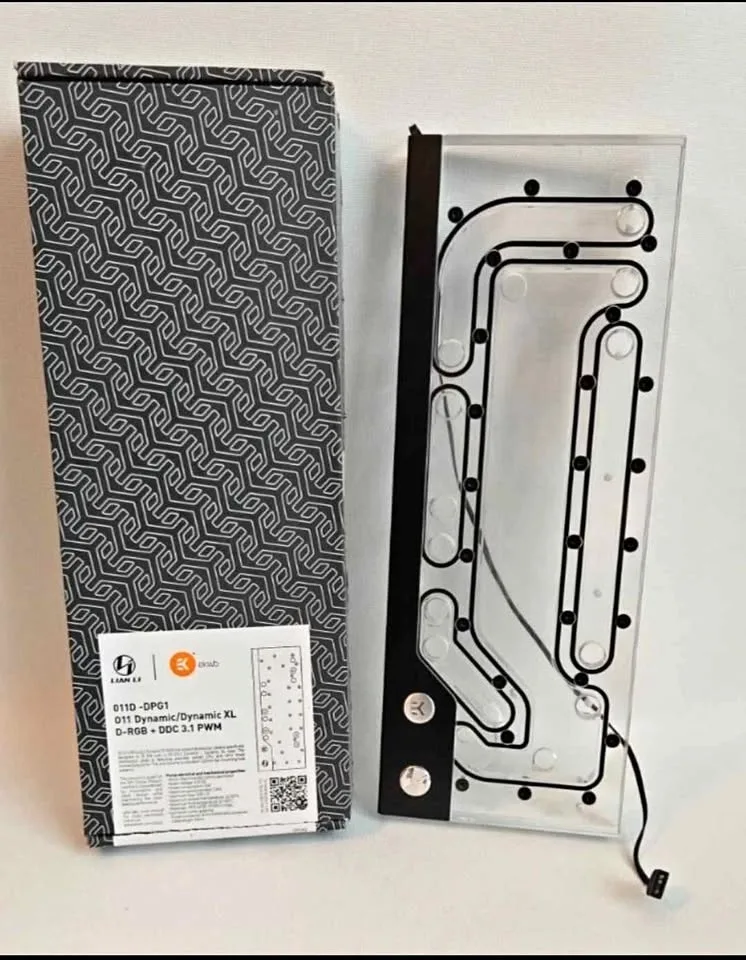 #Cleanout. LIAN LI O11D Distro Plate EKWB O11 Dynamic A RGB