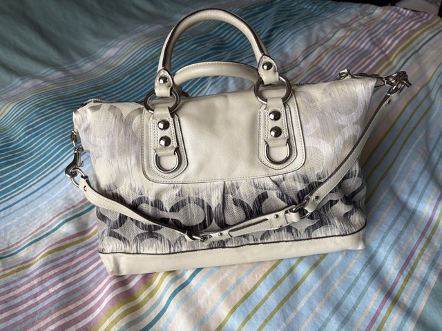 LAST CHANCE/ COACH Pearl Silver Blue Sabrina Satchel - photo 2