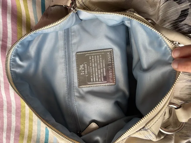 RARE COACH Pearl Silver Blue Multi Op Art Sabrina Satchel image indicator(6)