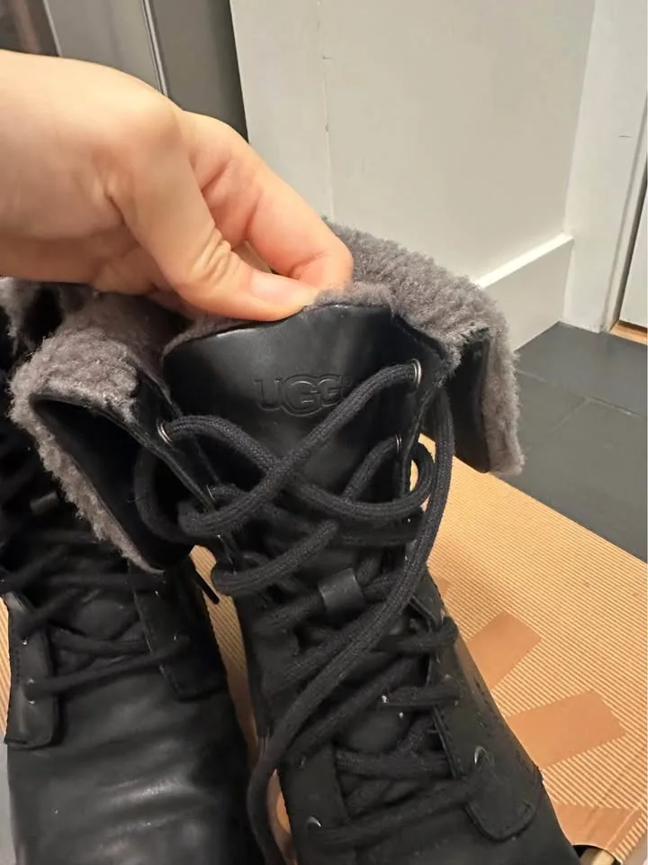 Ugg Black Lace Up Boots image indicator(5)