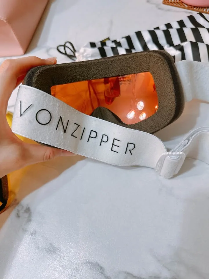 Vonzipper Snow Goggles x2 lenses image indicator(2)