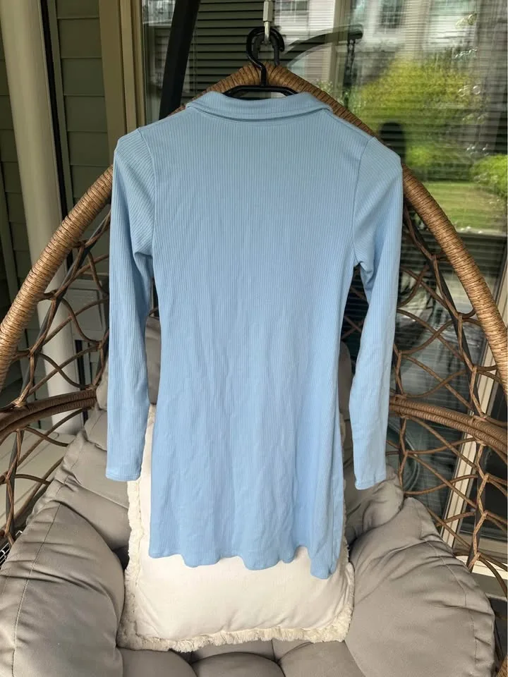 Women’s Dresses Lot image indicator(5)