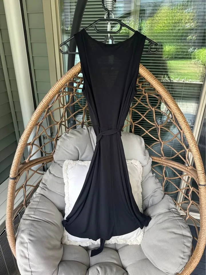 Women’s Dresses Lot image indicator(6)