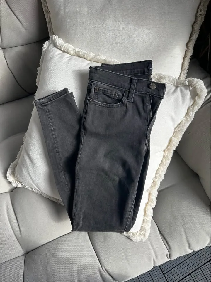 Women’s Banana Republic, Hollister Black Jeans & Shorts image indicator(2)