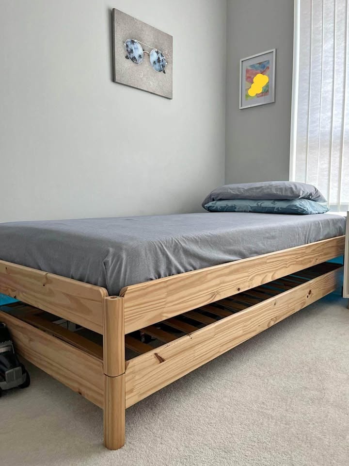 Stackable bed
