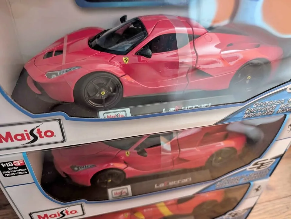 LaFerrari - 1:18 Diecast Model