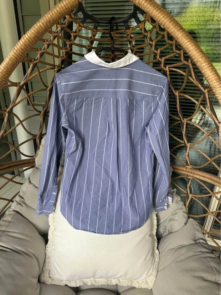 RW&Co Blue Button Up Shirt image indicator(4)