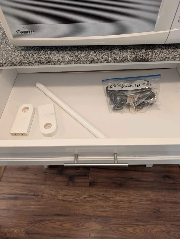 Kitchen Island Cart image indicator(6)