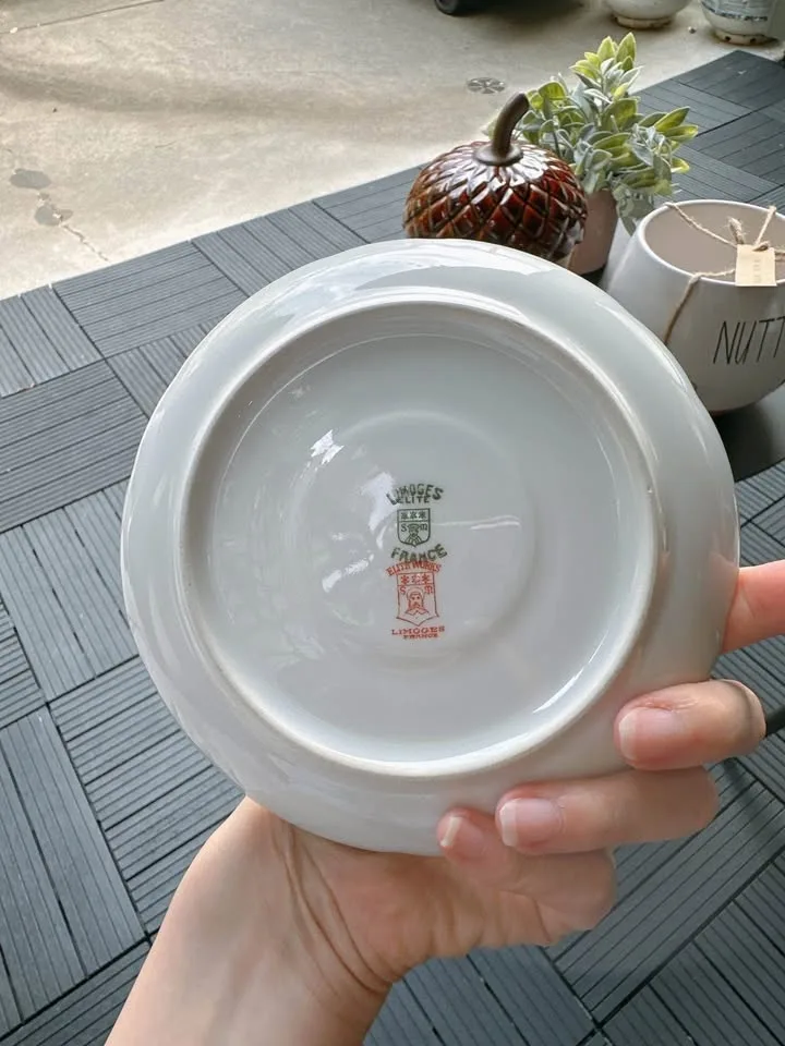 Beautiful vintage trinket dish & jewelry! image indicator(3)