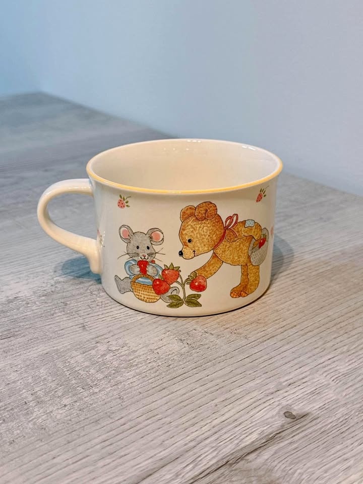 Vintage Mikasa Teddy Mug