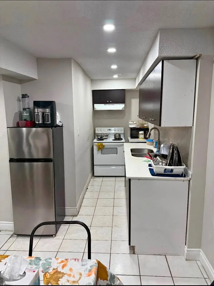 2 bedroom, 1 bath- legal basement