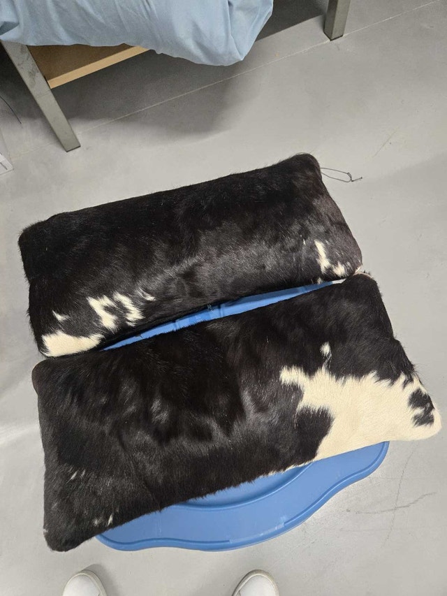 cowhide leather pillows throws - photo 4