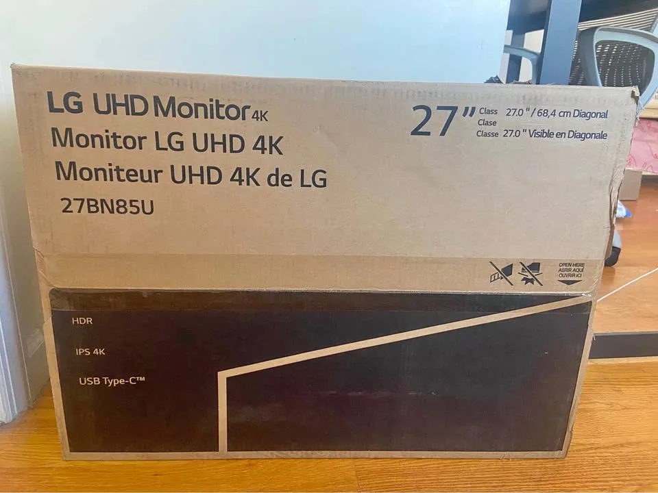 LG UHD 4K monitor (27")