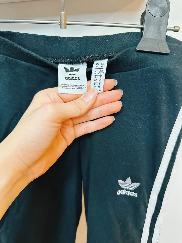 Adidas Leggings - new! image indicator(2)