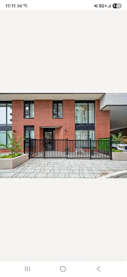 2 Beds 3 Baths - Townhouse thumbnail