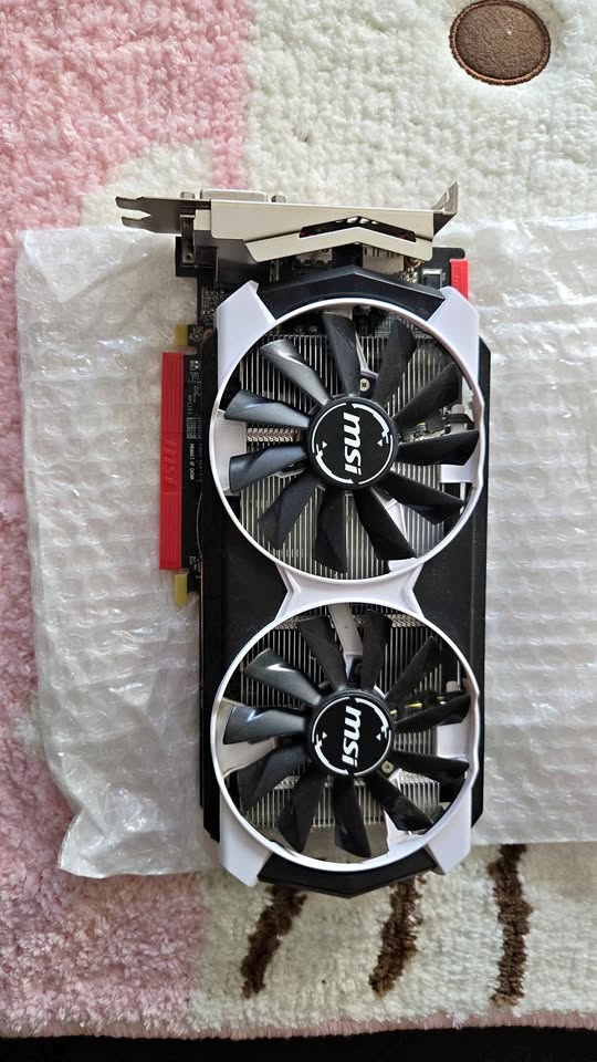 AMD Radeon R7 370 - MSI GPU