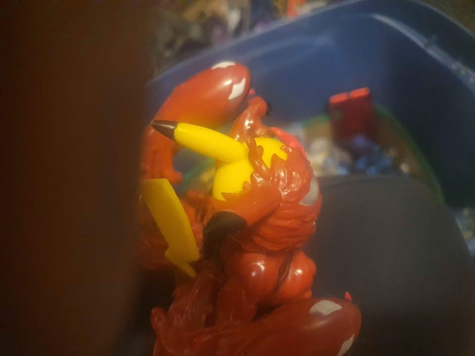 Pikachu Carnage Figure - photo 4