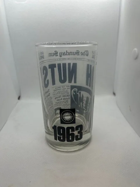 Vancouver Sun Commemorative Glass - Choose Your Year image indicator(5)