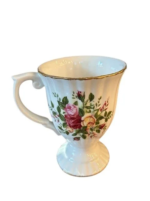 Royal Albert Old Country Roses - Various Pieces image indicator(3)