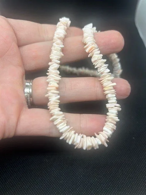 Shell Chip Necklace – Vintage Pink & Cream Beach Boho Choker image indicator(7)