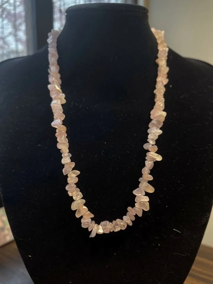 Rose Quartz Necklace – Natural Gemstone Jewelry image indicator(2)