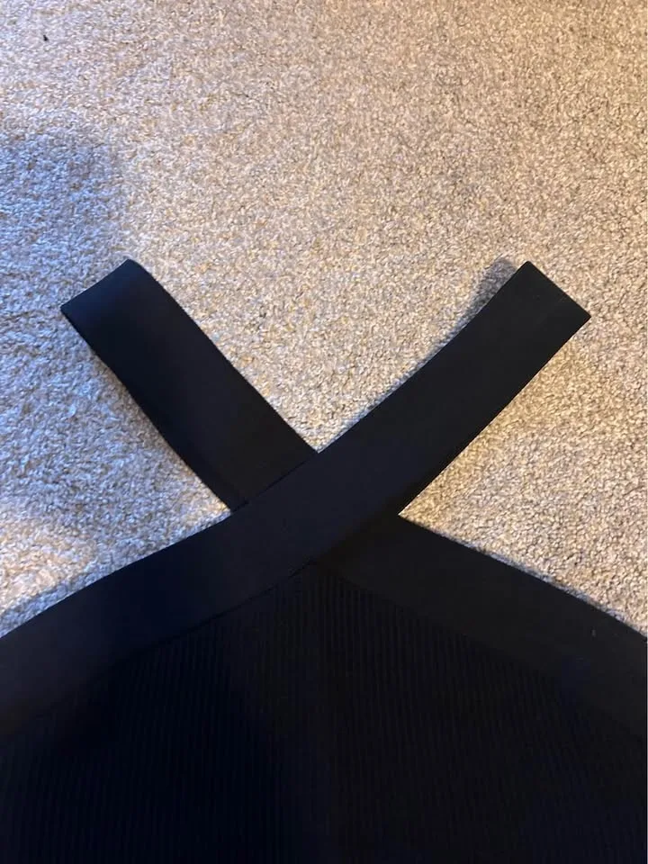 BABATON sculpt, cross neck cropped tank image indicator(2)