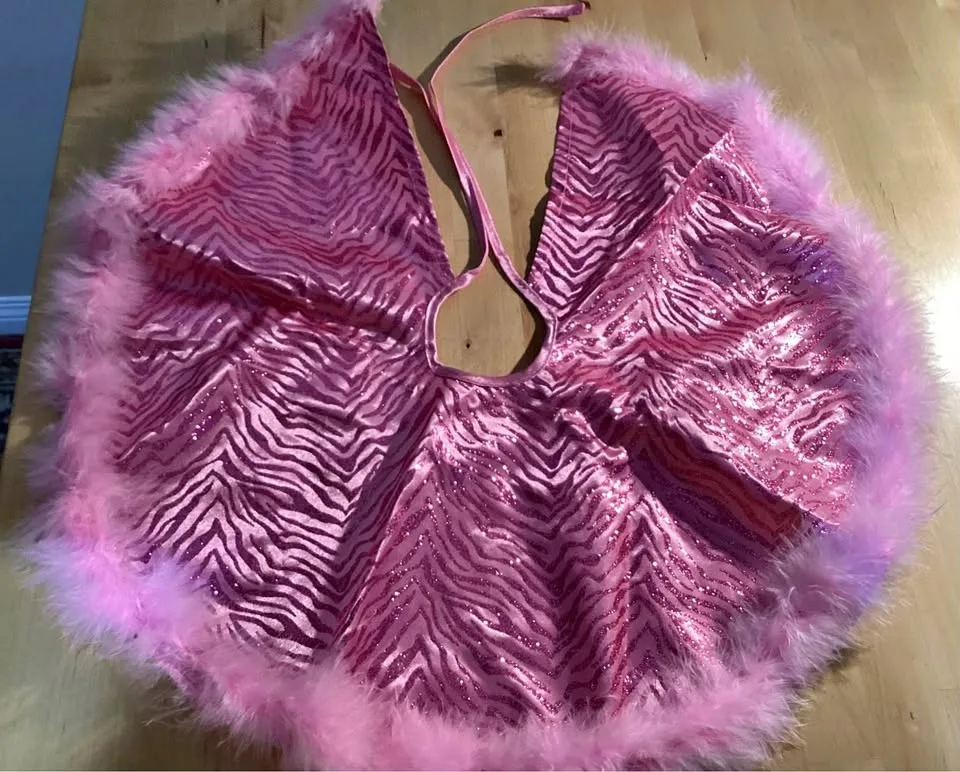 Christmas tree skirt for a mini tree