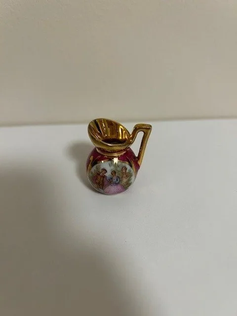 Limoges Porcelain Miniatures – French Collectibles image indicator(5)