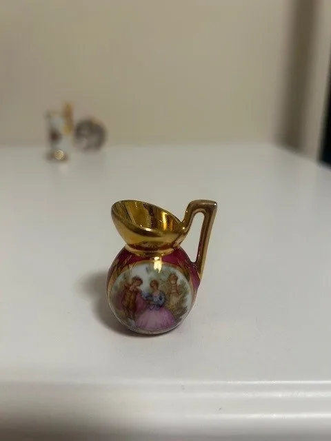 Limoges Porcelain Miniatures – French Collectibles image indicator(6)