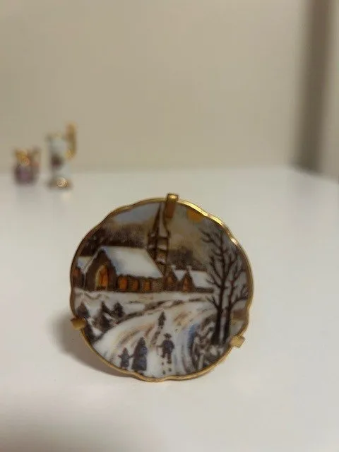 Limoges Porcelain Miniatures – French Collectibles image indicator(7)