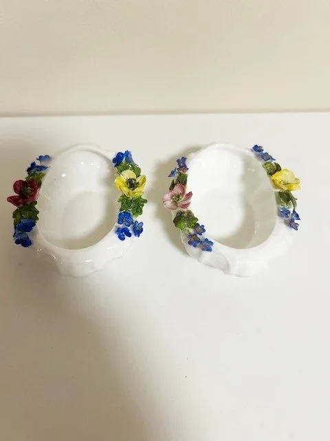 Bonbon Dishes & Flowers of the Year - Coalport image indicator(2)