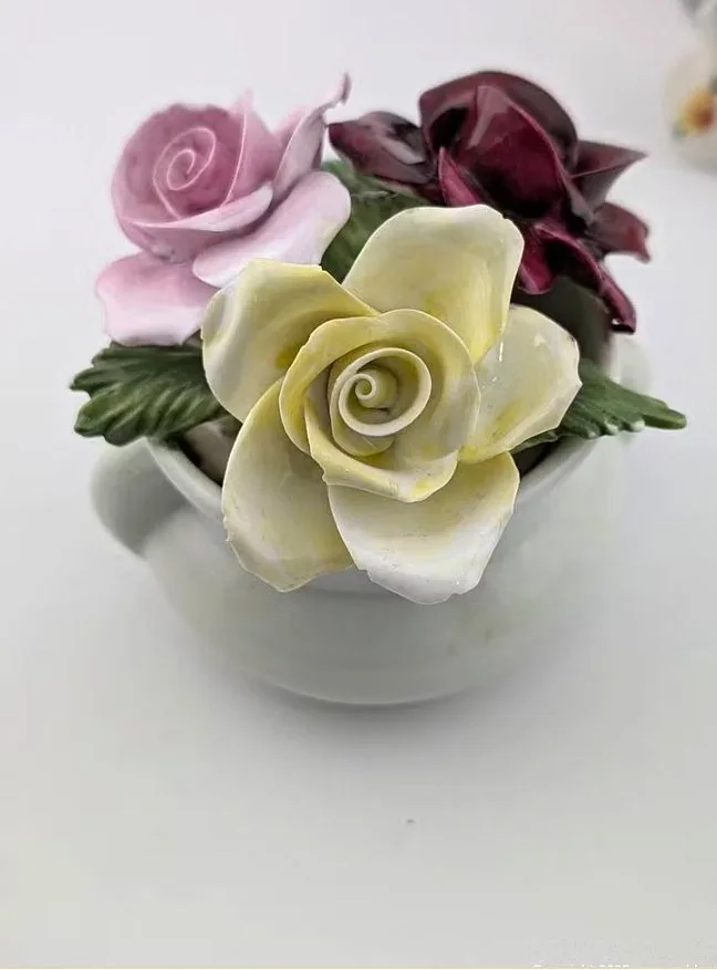 Mini Floral Arrangement – Radnor Bone China Handmade Porcelain R