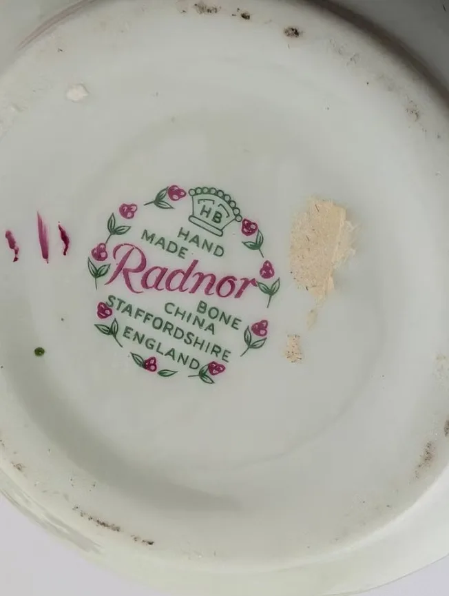 Mini Floral Arrangement – Radnor Bone China Handmade Porcelain R image indicator(9)