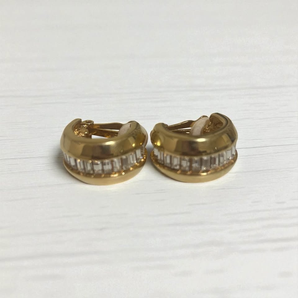 Vintage Ivana Trump Gold Toned Clip on Earrings - photo 3