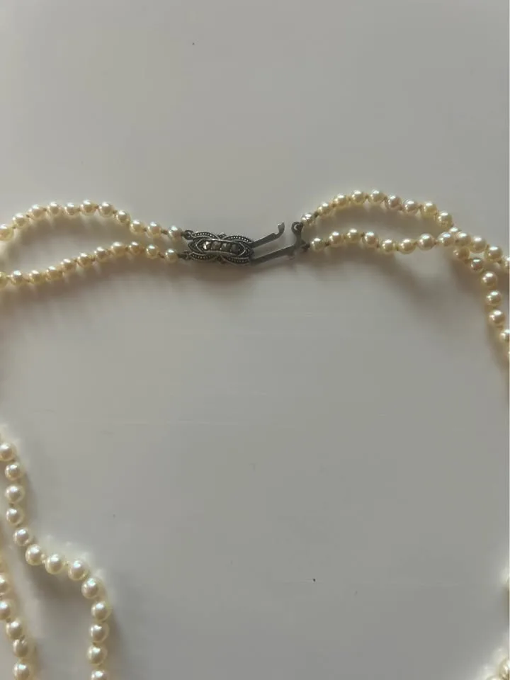 Treated Pearl Necklace with Sterling Silver Clasp image indicator(3)