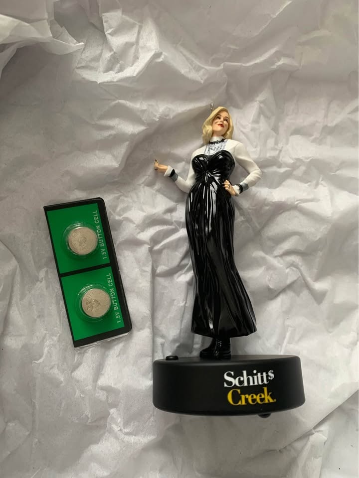 NEW Schitt's Creek Moira Rose Christmas Ornament 2024 - photo 3