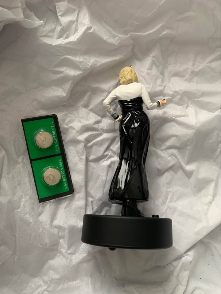NEW Schitt's Creek Moira Rose Christmas Ornament 2024 - photo 4