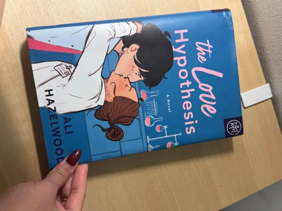 BOOK SALE 📚 image indicator(7)