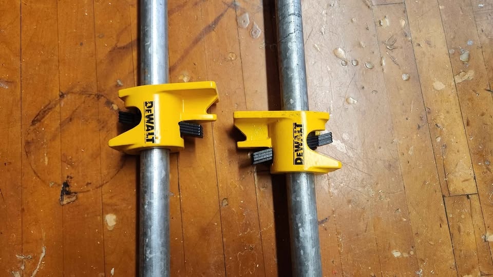 $50 each 4ft Dewalt Pipe Clamps - photo 3