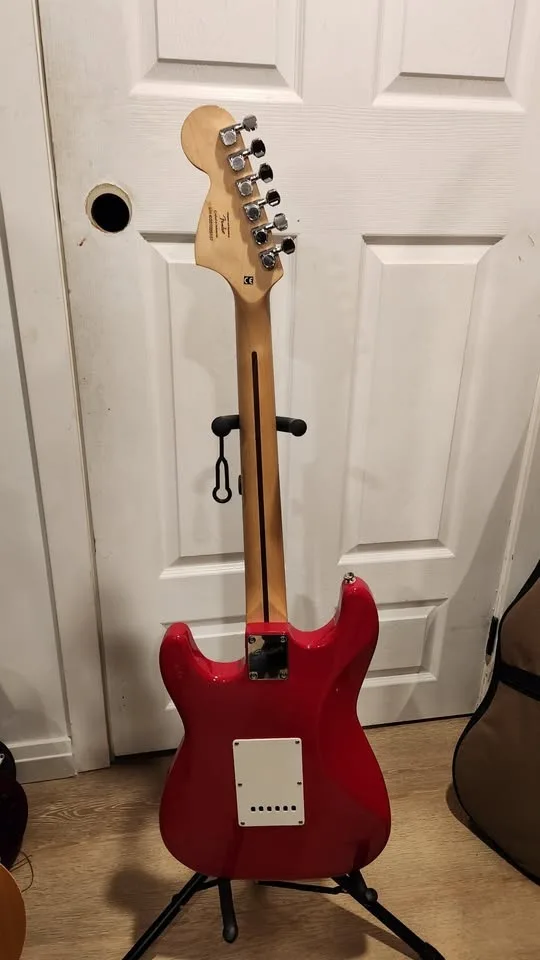 $250 Squier Stratocaster - Dakota Red - Affinity Series image indicator(6)